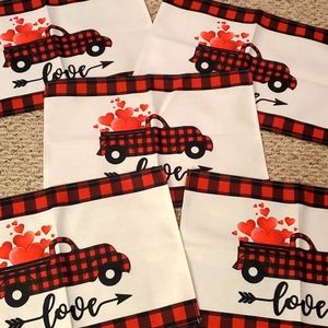 New ❤ Valentine Love Farmhouse Truck Placemats ❤